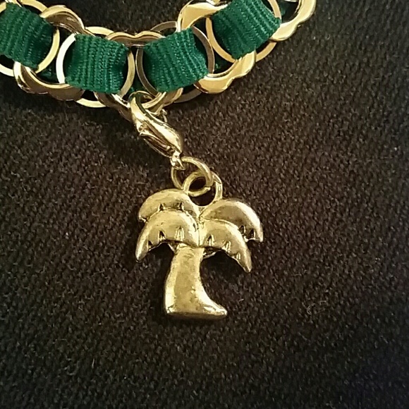 Charm bracelet - Picture 3 of 6